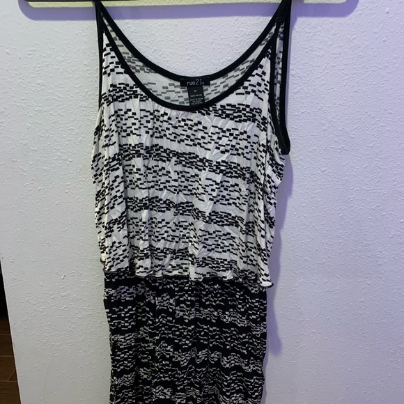 ROMPER! - Picture 1 of 2